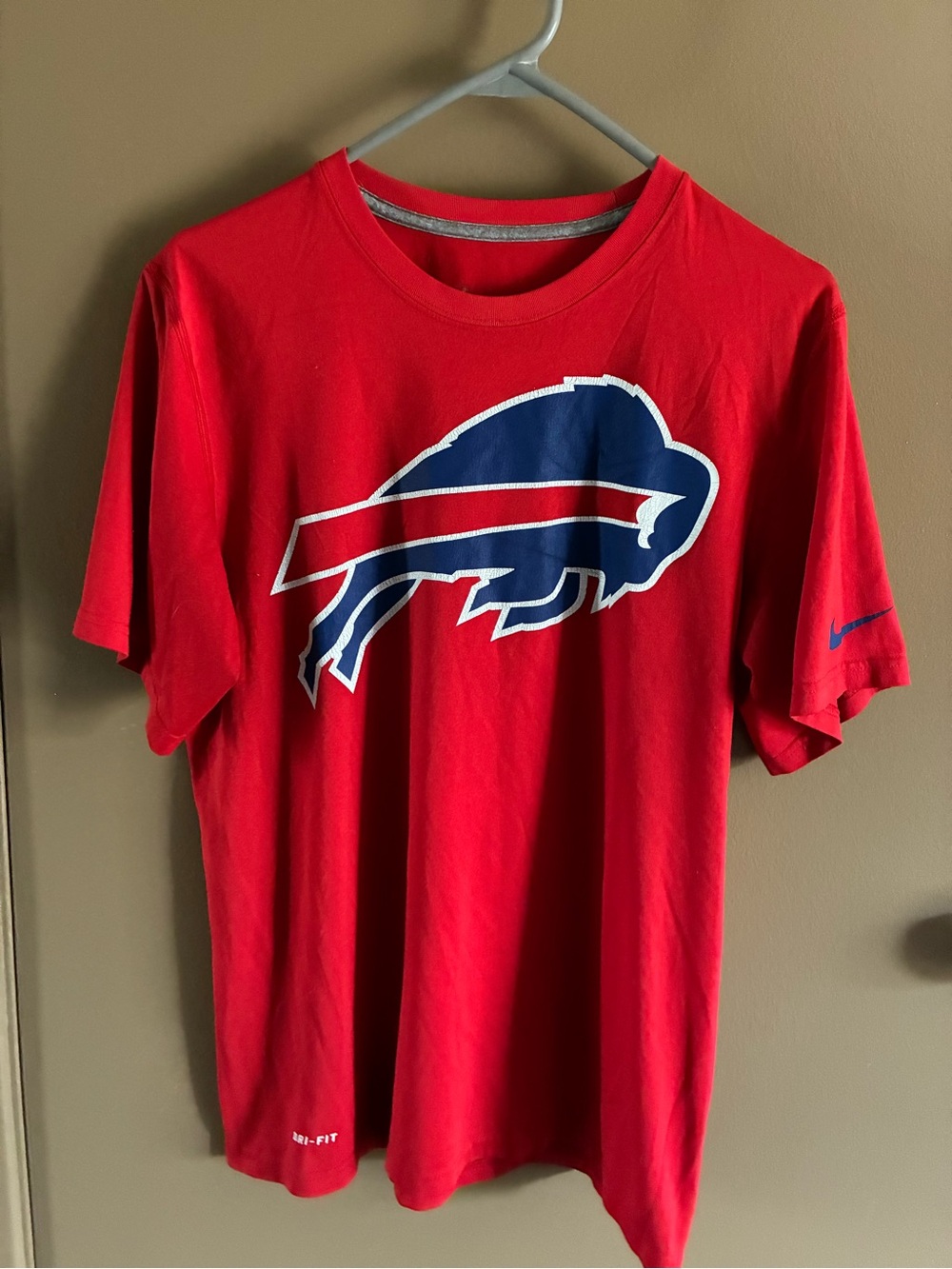 Nike Buffalo Bills Dri-FIT Red NFL Graphic Tee Size M